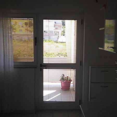 Apartments With A Parking Space Supetarska Draga - Donja, Rab - 11237 الغرفة الصورة